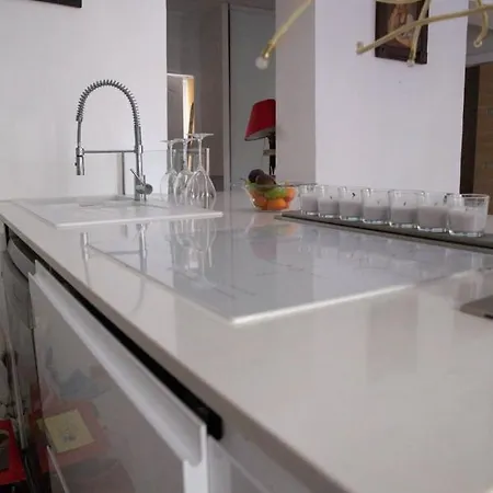 דירה Sublime Apartment Near The Eiffel Tower פריז
